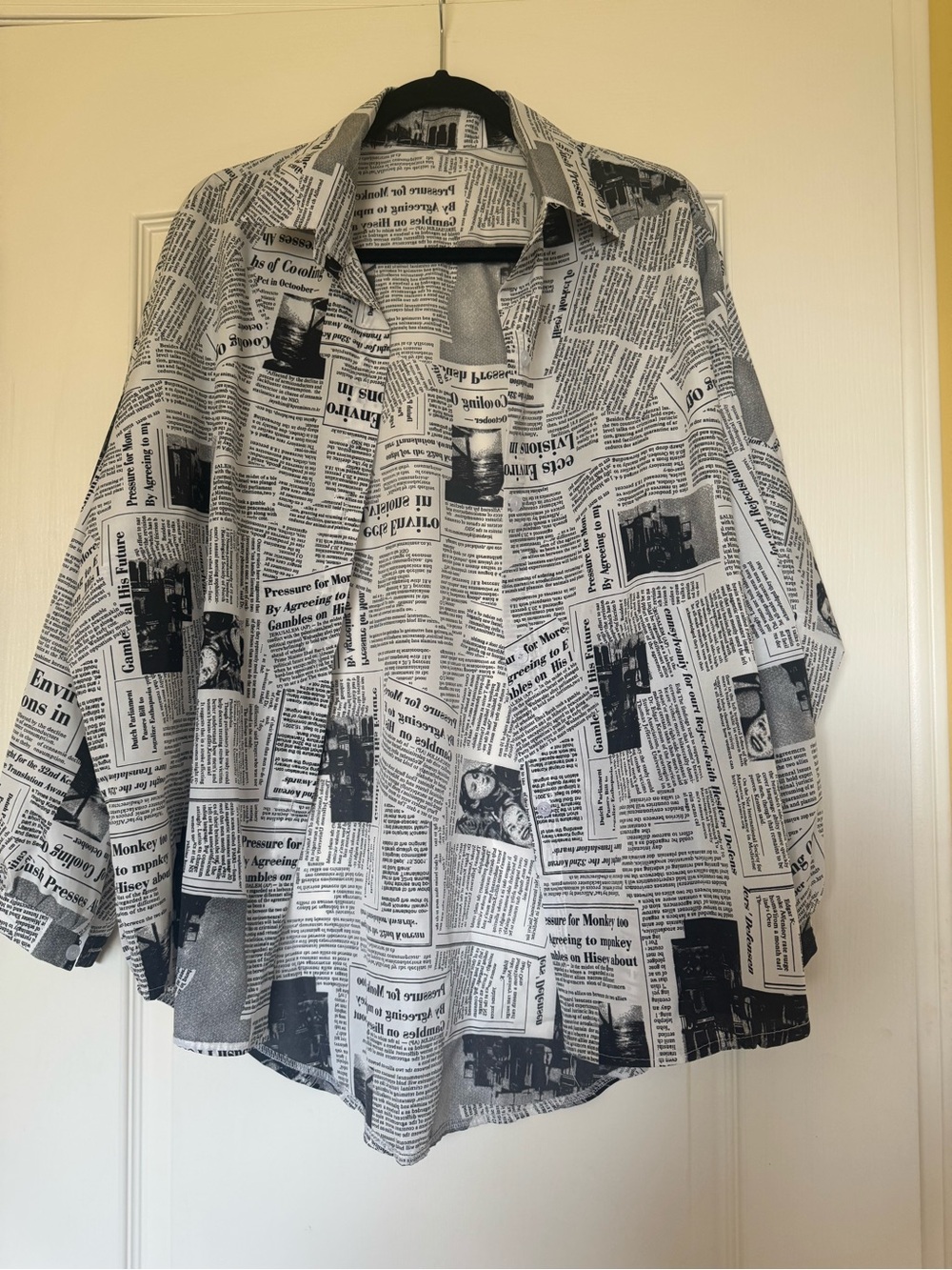 🖤 Newspaper Print Button-Up Blouse | XL | Chic Oversized Statement Top